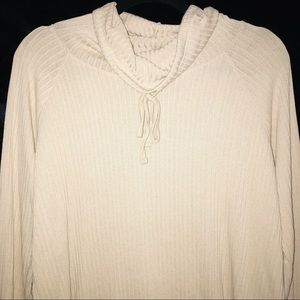 Versatile tan pullover